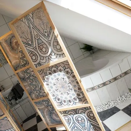 Helle Maisonette-wohnung Im Zentrum Ma